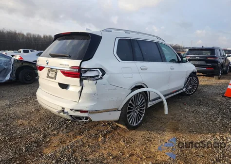 2021 BMW X7 xDrive40I z USA, uszkodzony, nr VIN 5UXCW2C00M9E44548